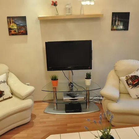 Fuar Ev Taksim Galata Istanbul